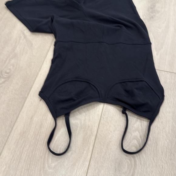Aritzia - Wilfred Free - Wherever Romper - Black Bustier Romper Onesie - Picture 9 of 10